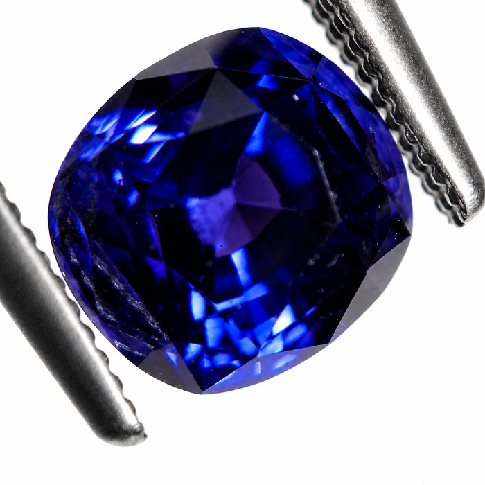 Blue Purple color change Sapphire 2.00 carat 6.63x6.24x5.17mm square cushion cut