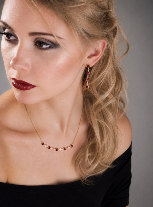 Red Spinel round cut approximately 0.22-0.25ct 3.5x2mm each - Listing is for one stone - Buy loose or customise