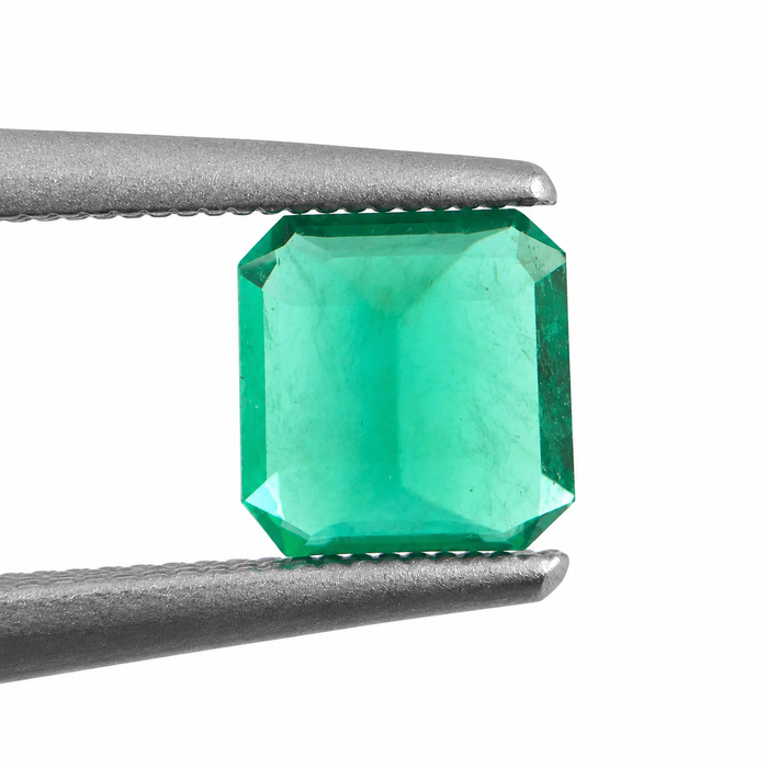 Emerald 0.97 carats Square emerald cut loose gemstone
