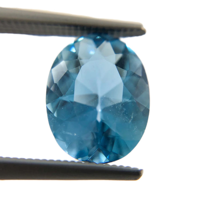 Aquamarine oval brilliant cut 2.07 carats loose gemstone - Buy loose or make a custom order
