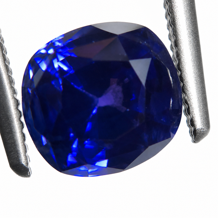 Blue Purple color change Sapphire 2.00 carat 6.63x6.24x5.17mm square cushion cut