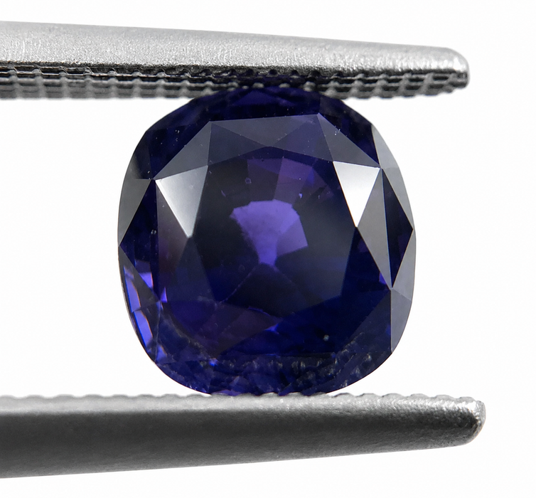 Blue Purple color change Sapphire 2.00 carat 6.63x6.24x5.17mm square cushion cut