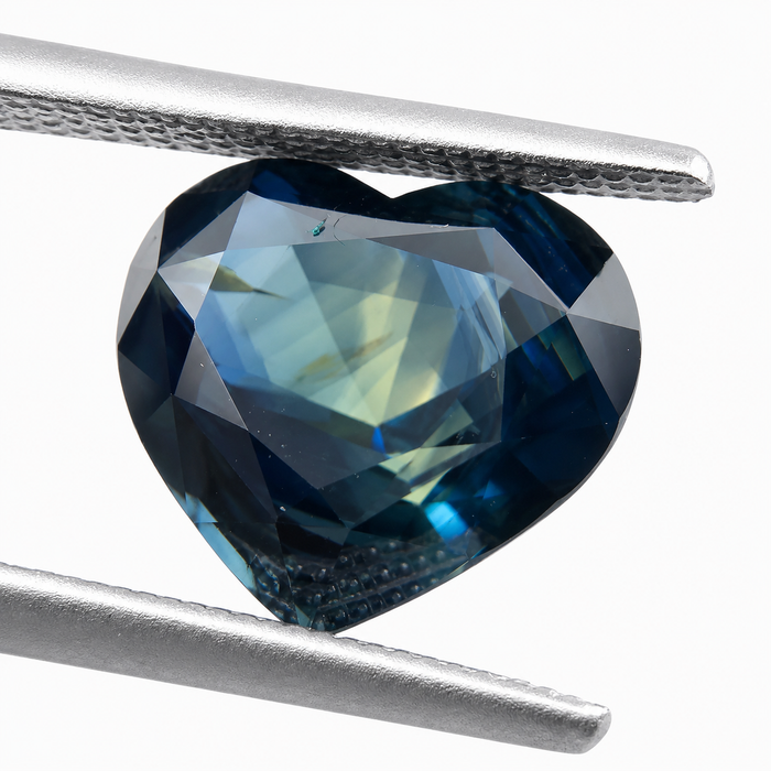 Pharaoh’s eye Australian Parti Sapphire heart cut 4.28 carats - Buy loose or customise