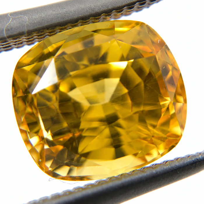 Yellow Sapphire 2.53 carat 7.20x6.58x5.66mm rectangle cushion cut