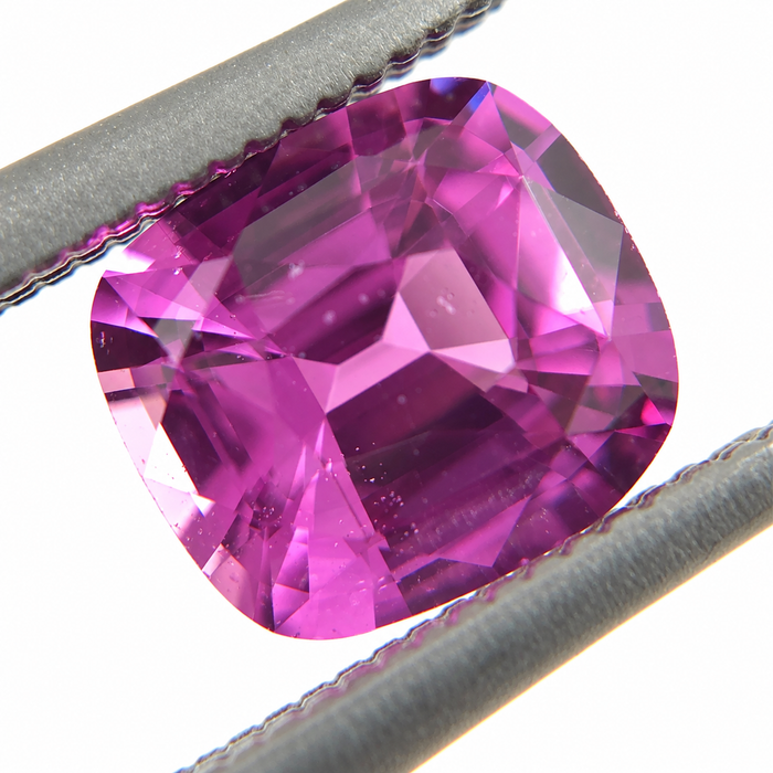 Unheated Treatment Pink Sapphire 1.25 carat 6.53x5.72x3.72mm rectangle cushion cut
