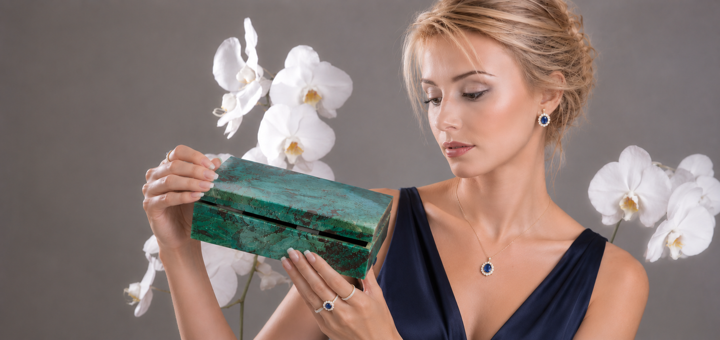 Chrysocolla rectangle gemstone box 108x85mm