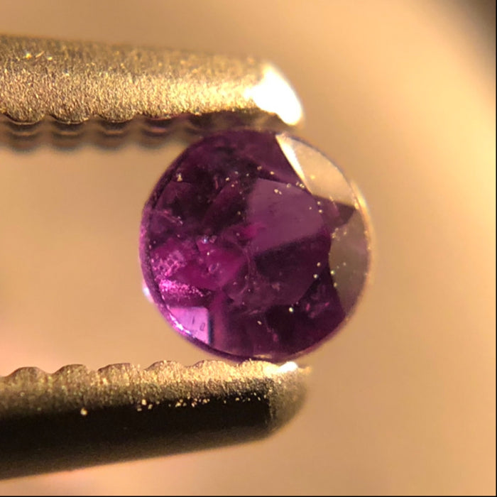 Natural colour change Alexanderite round brilliant cut 0.11 carat - Buy loose or customise