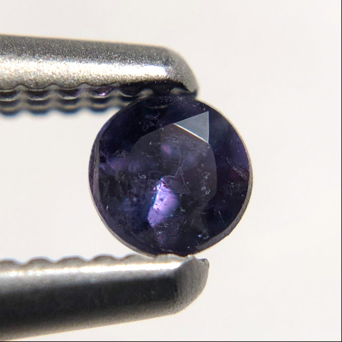 Natural colour change Alexanderite round brilliant cut 0.11 carat - Buy loose or customise