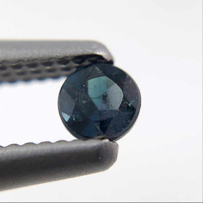 Natural colour change Alexanderite round brilliant cut 0.11 carat - Buy loose or customise