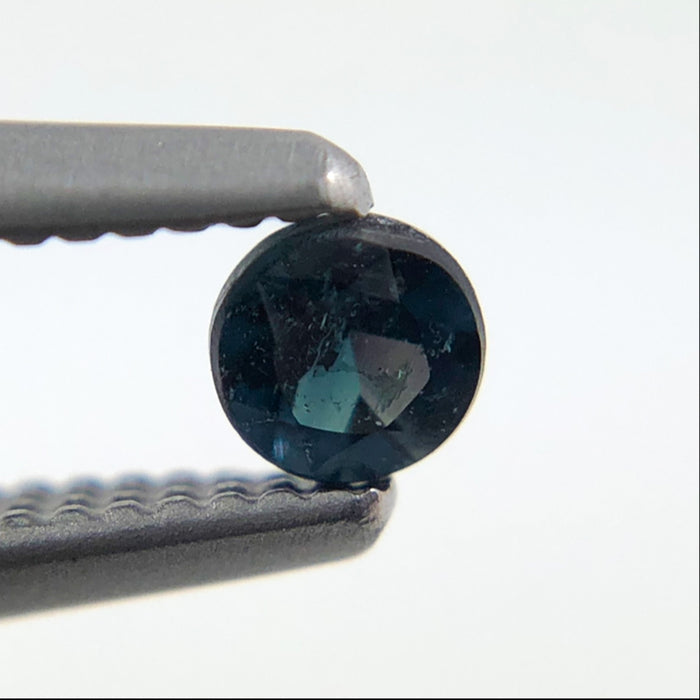 Natural colour change Alexanderite round brilliant cut 0.11 carat - Buy loose or customise