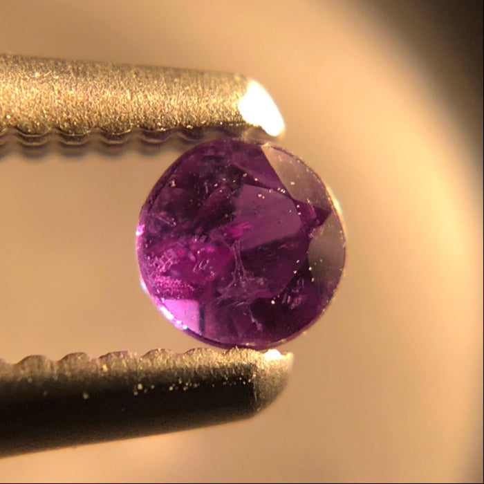 Natural colour change Alexanderite round brilliant cut 0.11 carat - Buy loose or customise